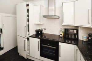 Osbornes Court- click for photo gallery